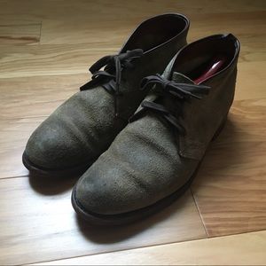 Frye Walter Chukka, suede. 9.5